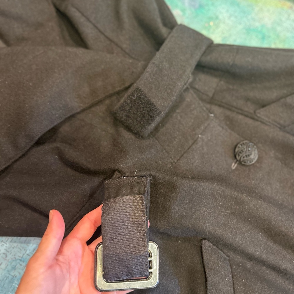 Black Vintage Coat - Picture 14 of 14